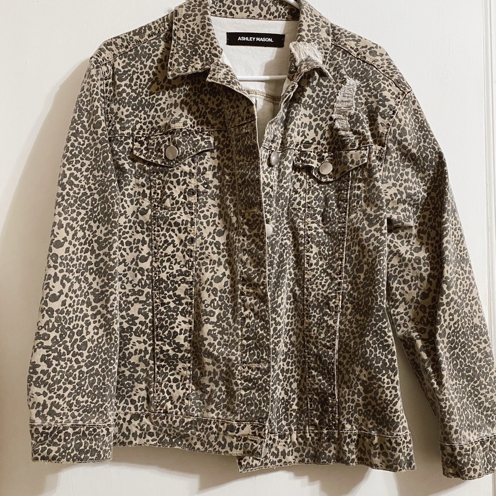 Animal Print Denim Jacket ✨